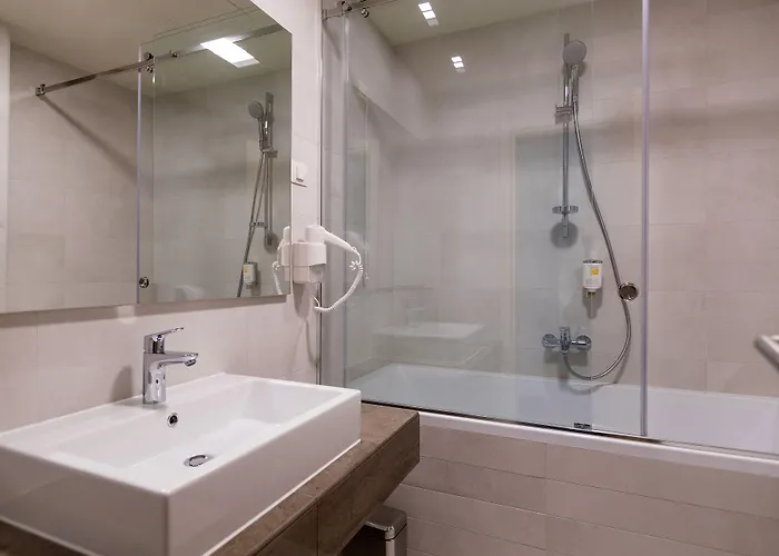 Hotel Crikvenica ツリクヴェニツァ