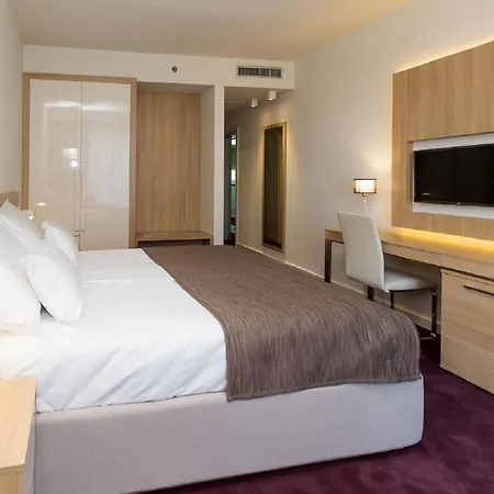 Hotel Crikvenica 酒店