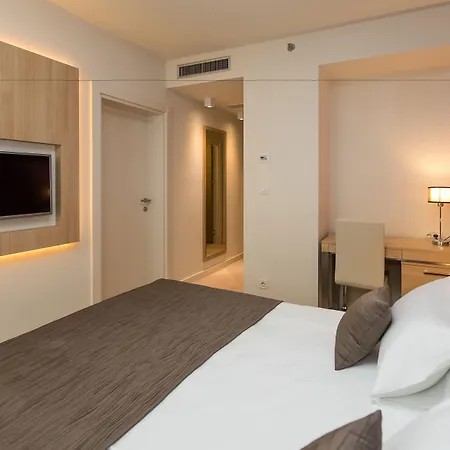 Hotel Crikvenica 4* 茨里克韦尼察