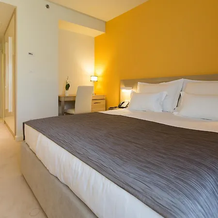 酒店 Hotel Crikvenica 茨里克韦尼察