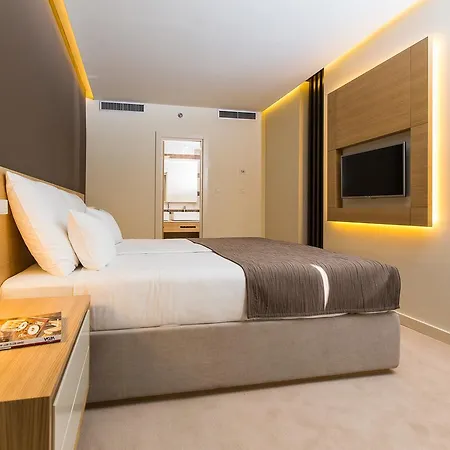 Hotel Crikvenica 4*