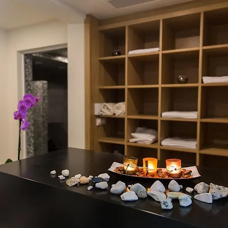 酒店 Hotel Crikvenica 茨里克韦尼察