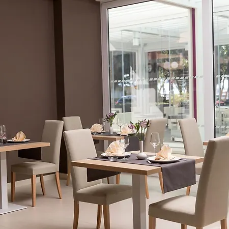 Hotel Crikvenica Цриквеница