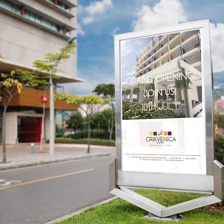 Hotel Crikvenica 茨里克韦尼察