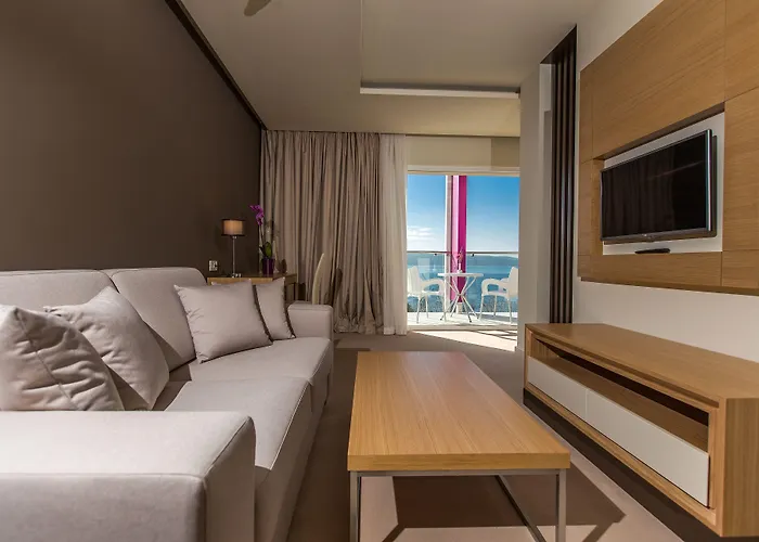 Hotell Hotel Crikvenica 4*